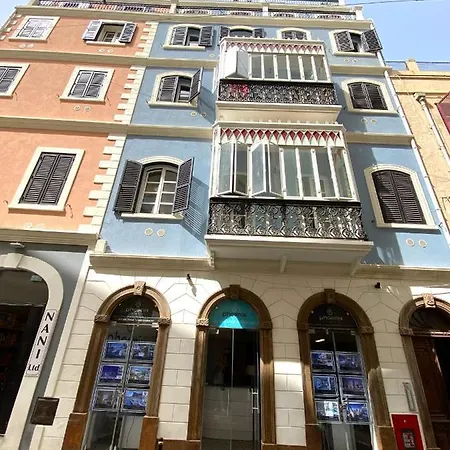 Ultimate Centre Penthouse With Large Terrace - Grand House Gibraltar