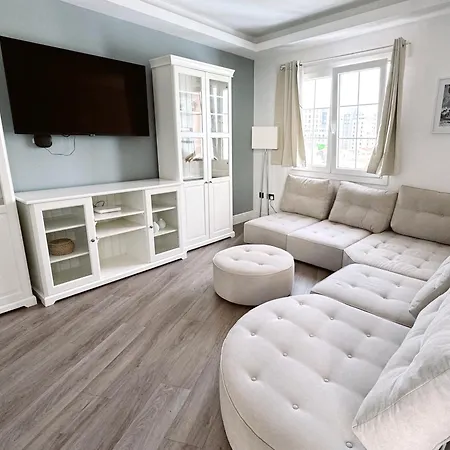 Ultimate Centre Penthouse With Large Terrace - Grand House Apartment