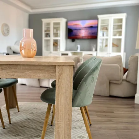 Ultimate Centre Penthouse With Large Terrace - Grand House Gibraltar